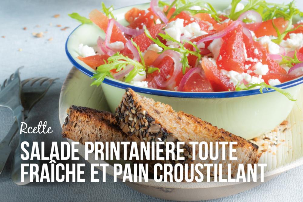 Salade printanière et petit pain croustillant